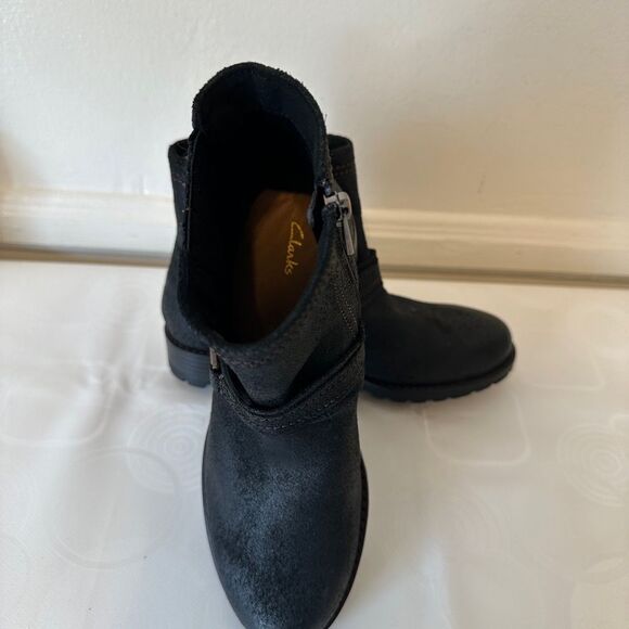 Clark’s Stylish women’s leather suede black Boots size 6 and 7,5 NWT - Picture 6 of 14